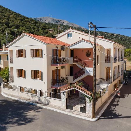 Alexatos Studios & Apartments Agia Efimia Dış mekan fotoğraf