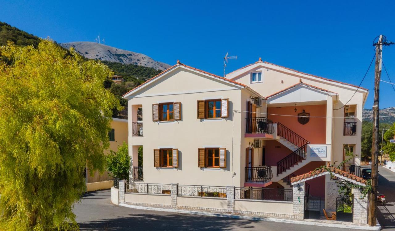 Alexatos Studios & Apartments Agia Efimia Dış mekan fotoğraf