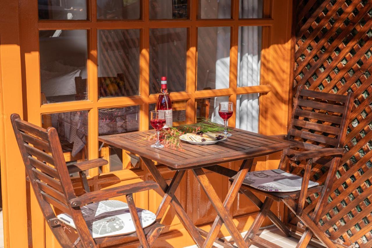 Alexatos Studios & Apartments Agia Efimia Dış mekan fotoğraf