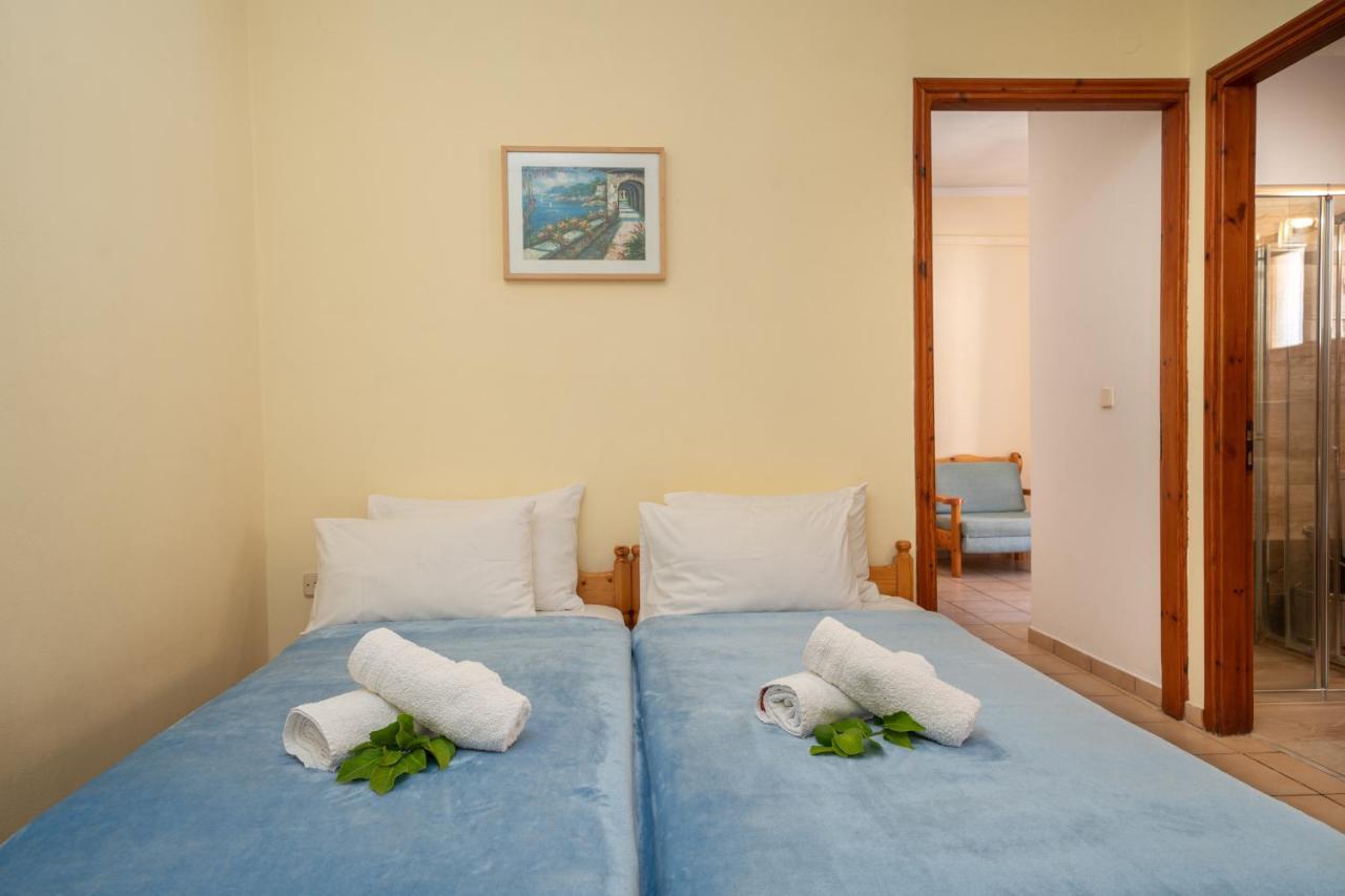Alexatos Studios & Apartments Agia Efimia Dış mekan fotoğraf