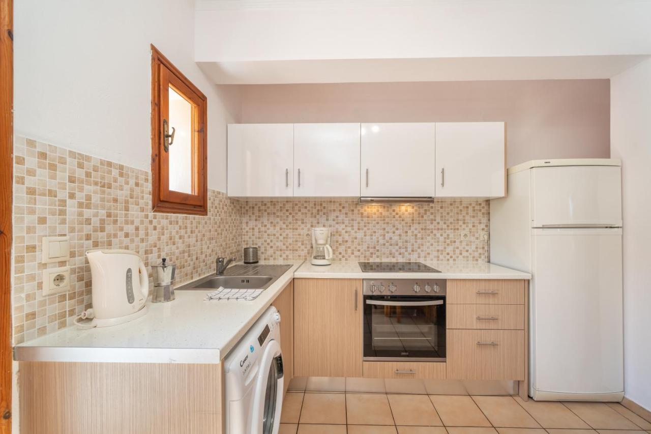 Alexatos Studios & Apartments Agia Efimia Dış mekan fotoğraf