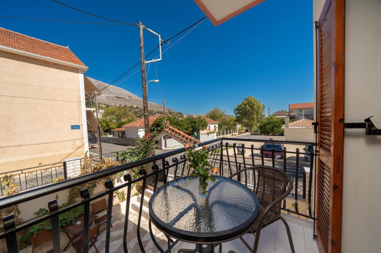 Alexatos Studios & Apartments Agia Efimia Dış mekan fotoğraf
