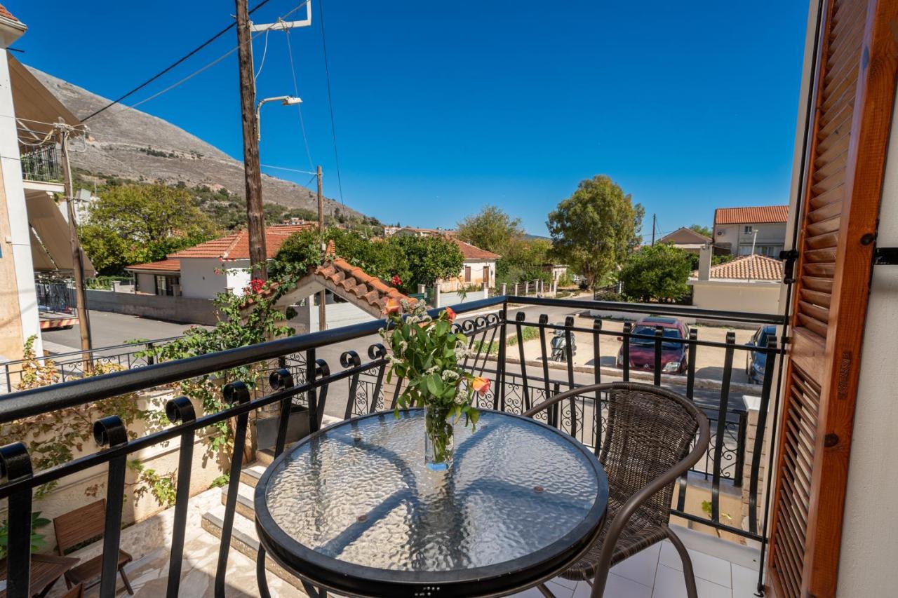 Alexatos Studios & Apartments Agia Efimia Dış mekan fotoğraf
