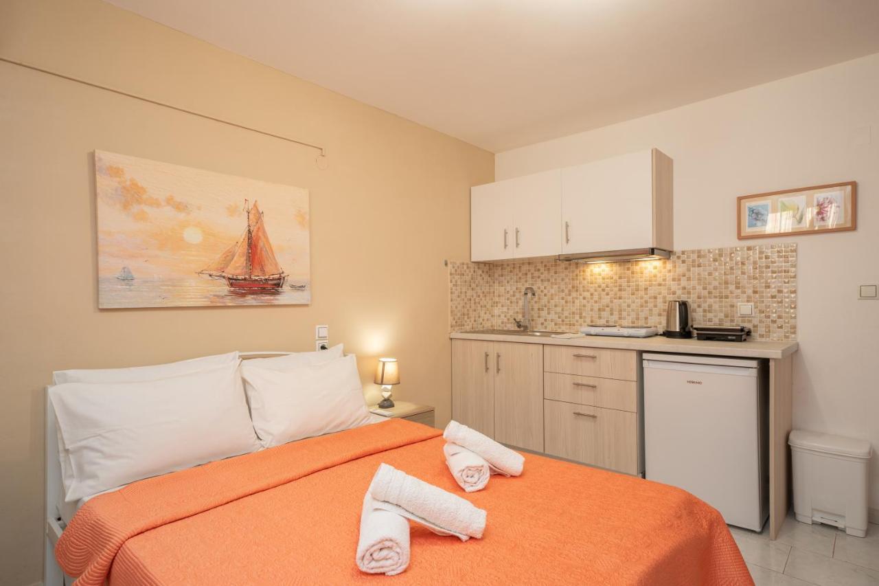 Alexatos Studios & Apartments Agia Efimia Dış mekan fotoğraf