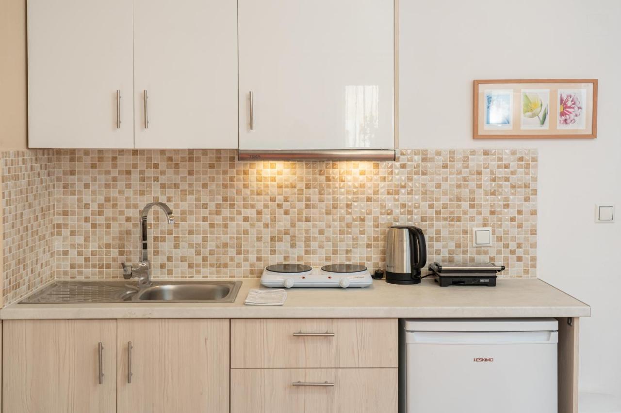 Alexatos Studios & Apartments Agia Efimia Dış mekan fotoğraf